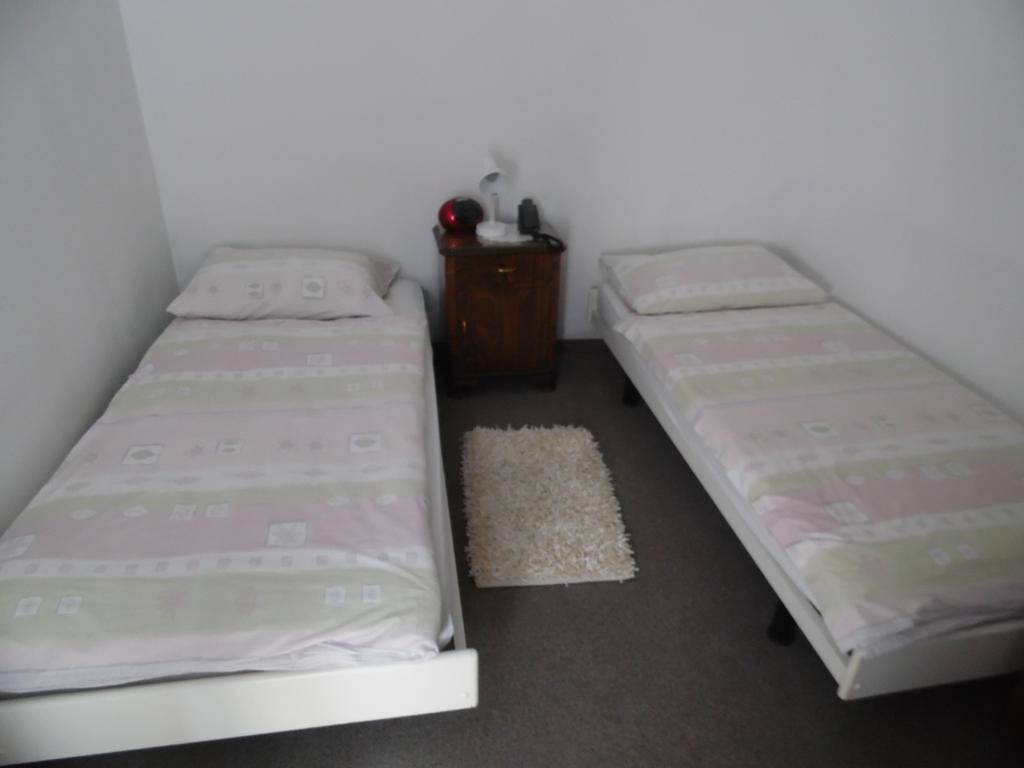 Bed and Breakfast Garni Bar Sport Мендрісіо Екстер'єр фото